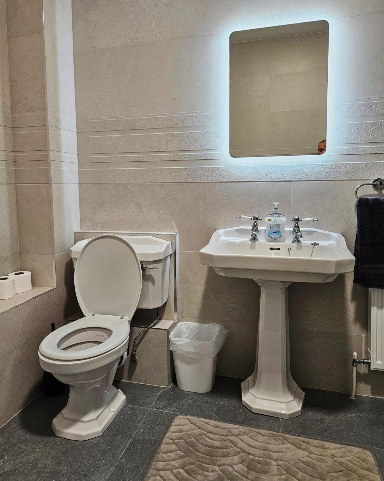 Dromod Suites Ngoại thất bức ảnh